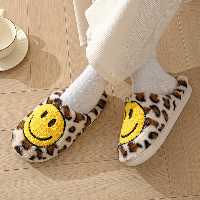 Plus Size Yellow Smiley Face Slippers