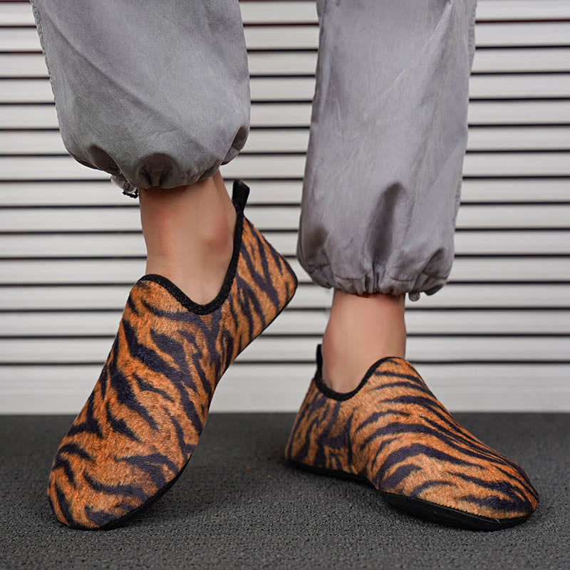 Plus Size Tiger Slipper Socks