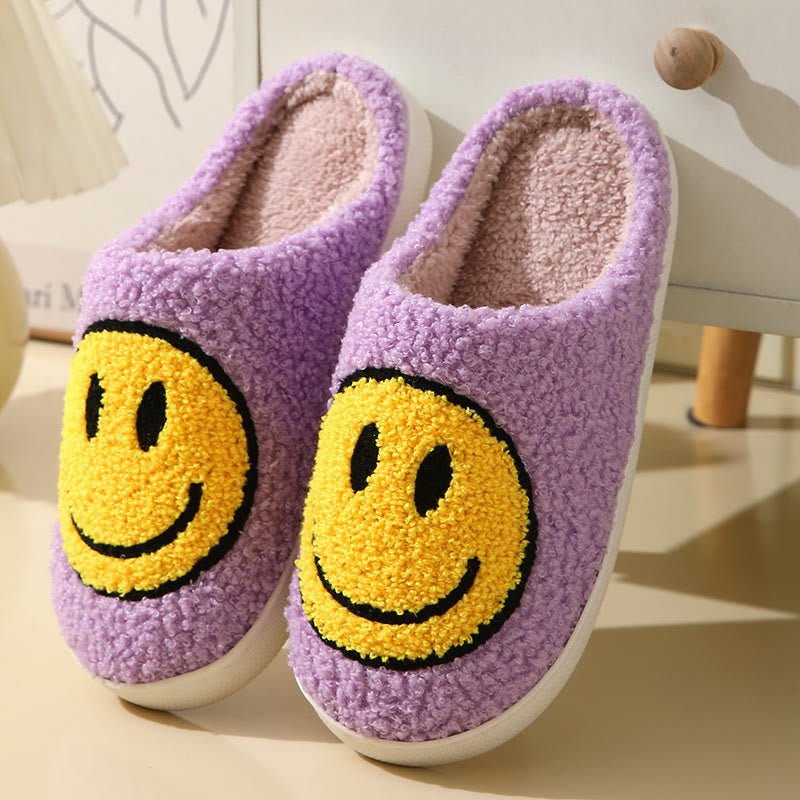 Plus Size Cartoon Smiley Face Slippers