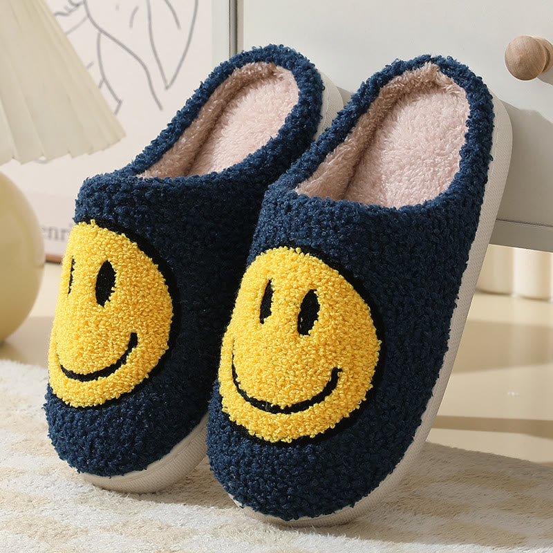 Plus Size Cartoon Smiley Face Slippers