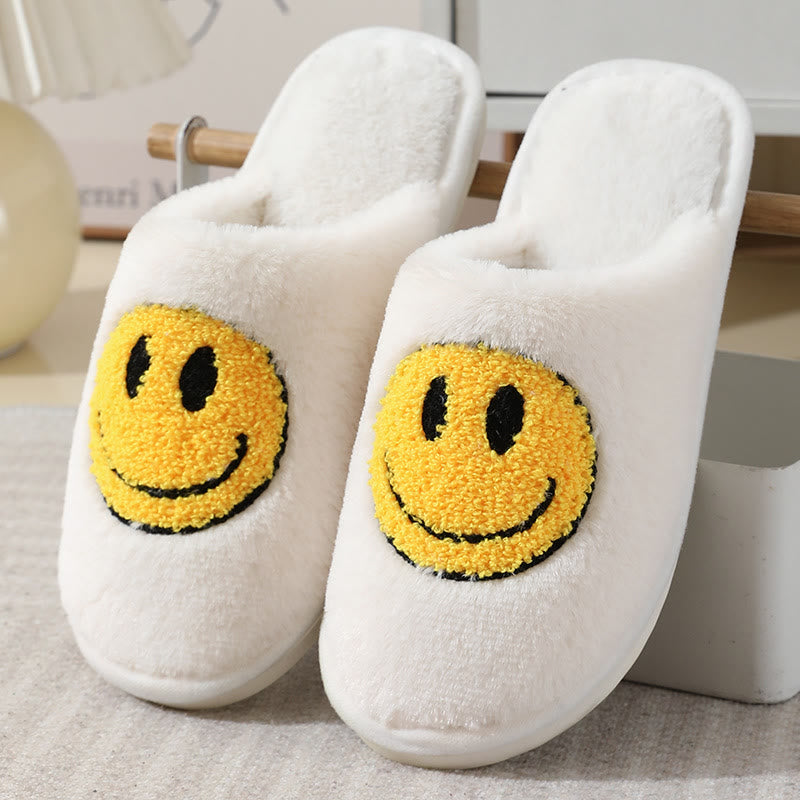 Plus Size Plush Smiley Face Slippers