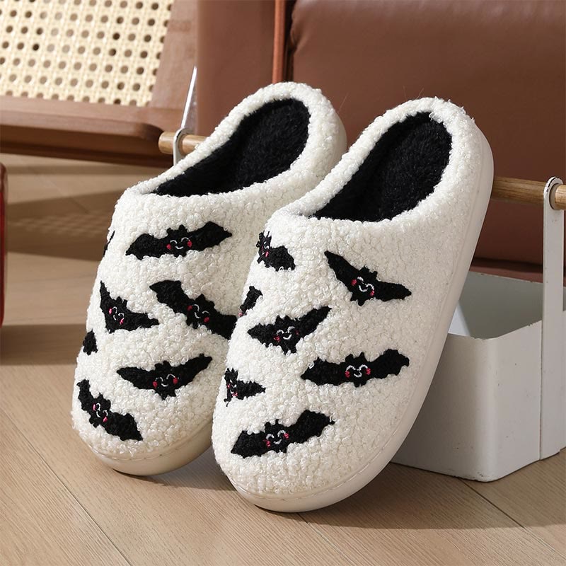 Plus Size Bat Skull Slippers