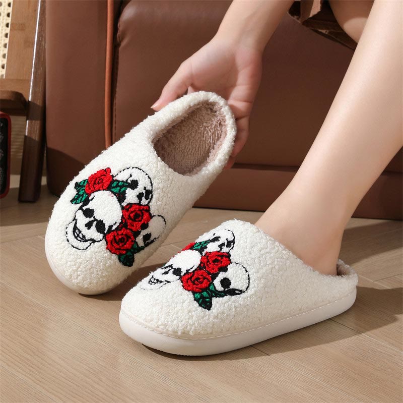 Plus Size Bat Skull Slippers