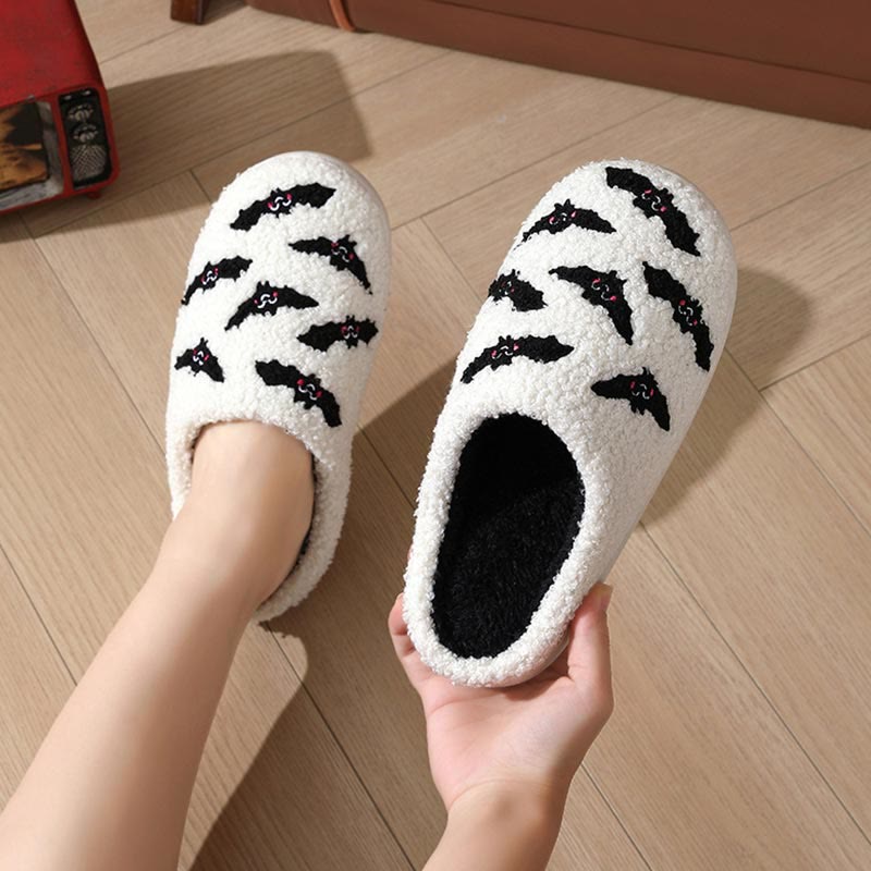 Plus Size Bat Skull Slippers