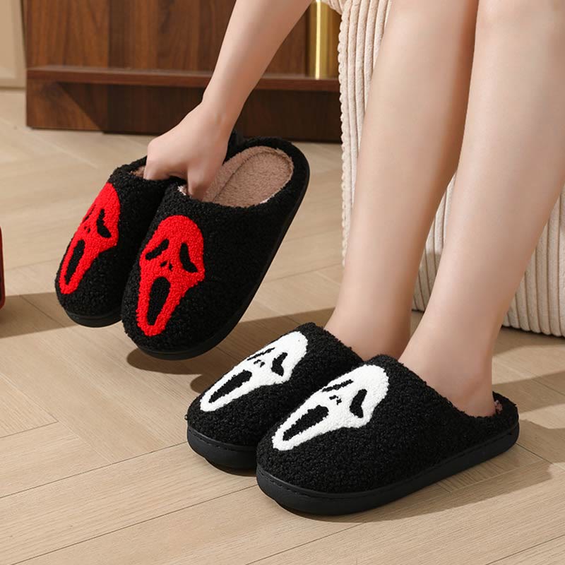 Plus Size Ghost Face Hand Heart Slippers