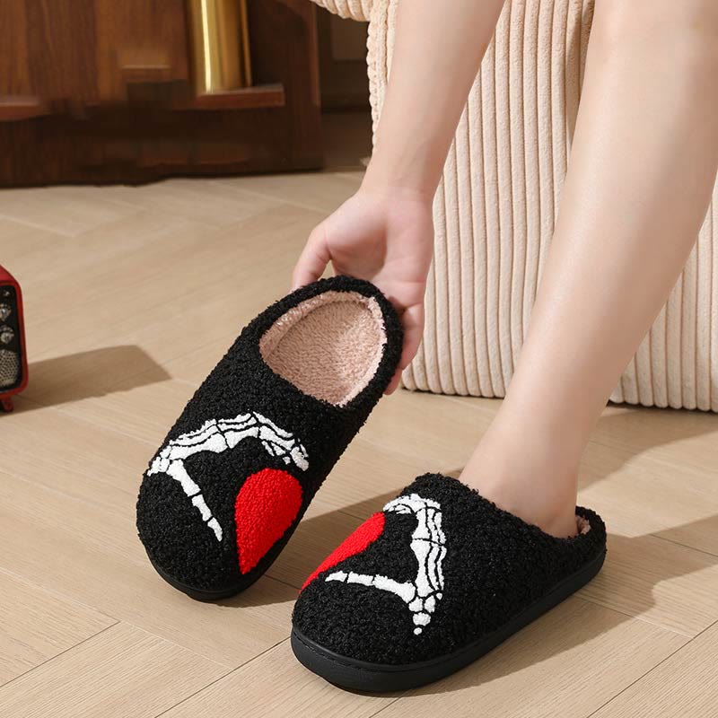 Plus Size Ghost Face Hand Heart Slippers