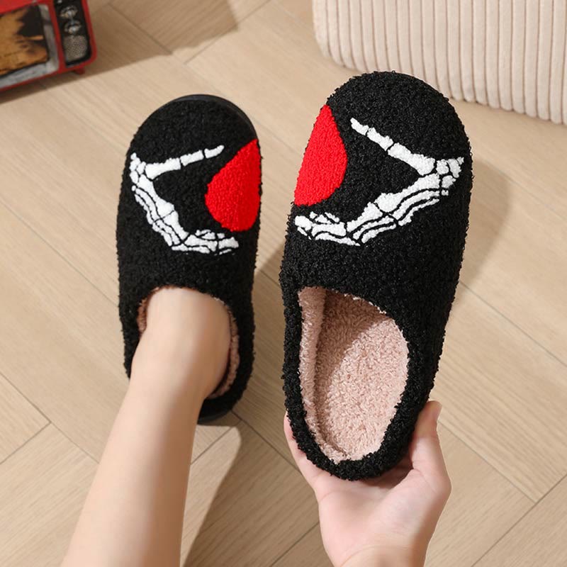 Plus Size Ghost Face Hand Heart Slippers