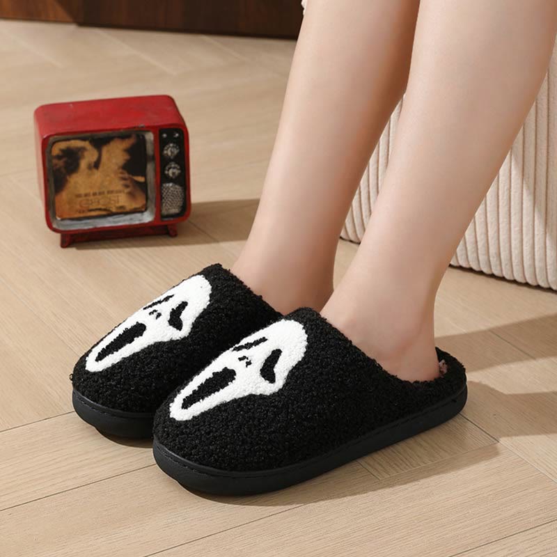 Plus Size Ghost Face Hand Heart Slippers