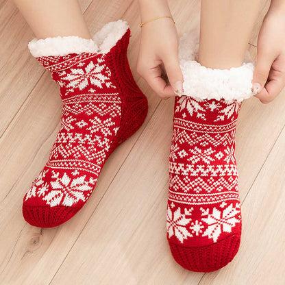 Plus Size V Snowflake Shaped Slipper Socks