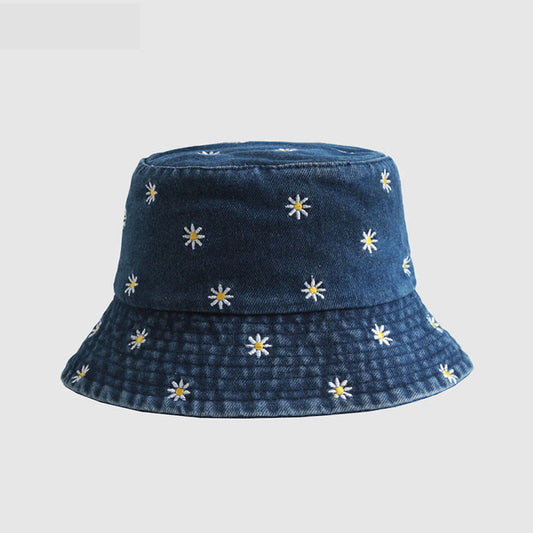 Plus Size Daisy Bucket Hat