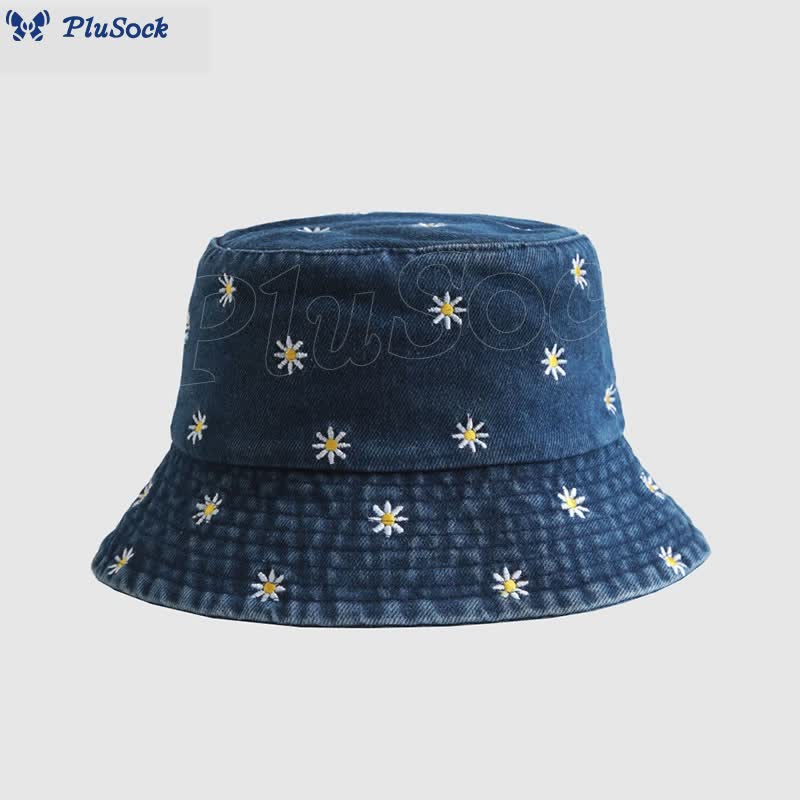 Plus Size Daisy Bucket Hat