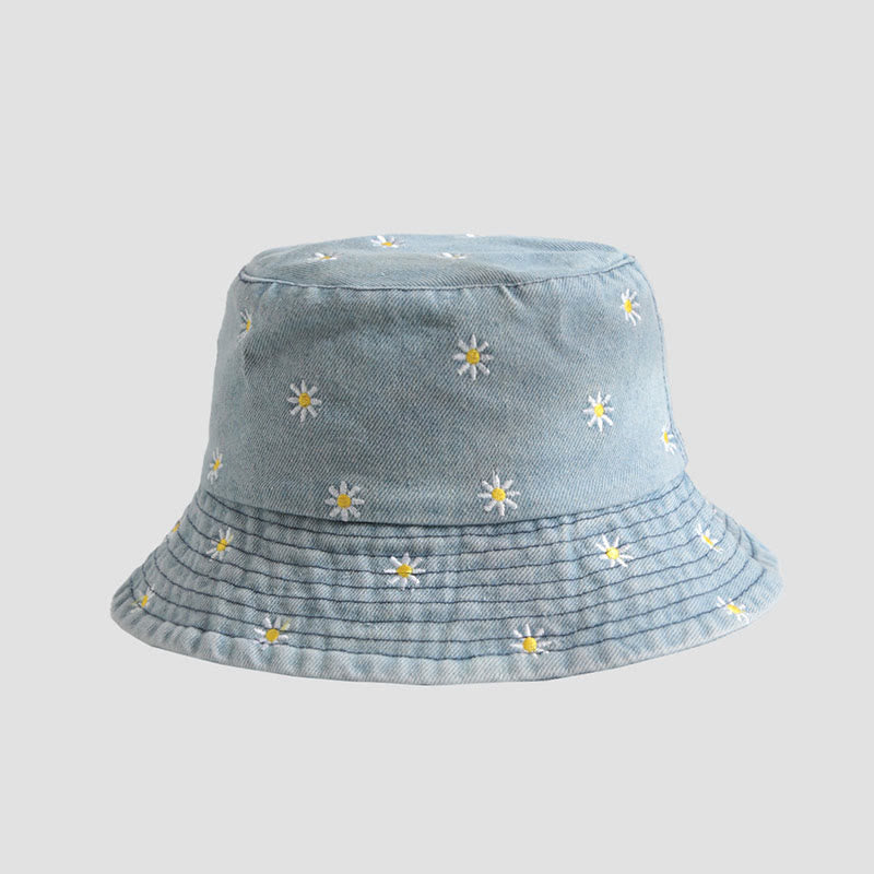 Plus Size Daisy Bucket Hat