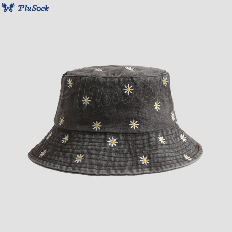 Plus Size Daisy Bucket Hat