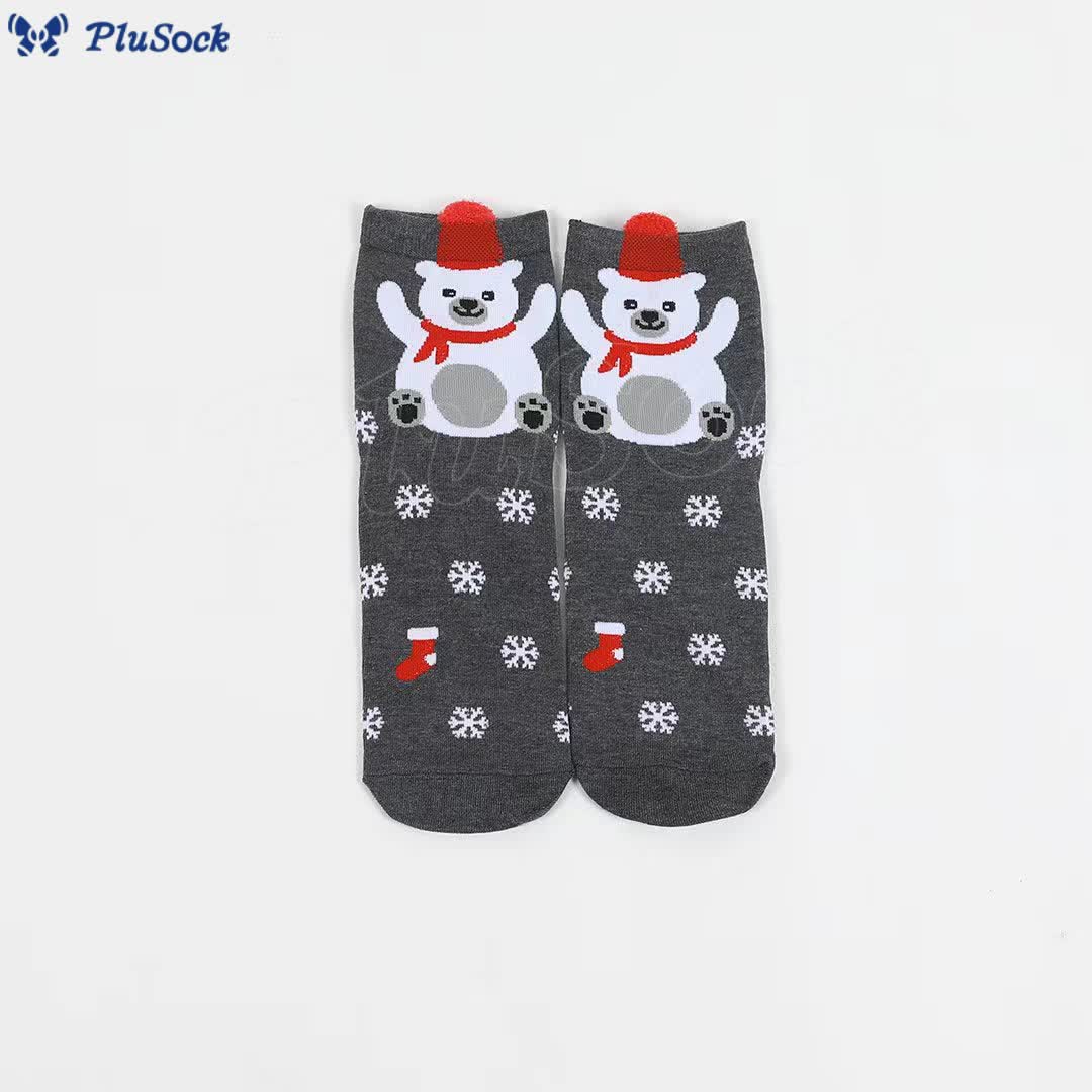 Polka Dot Snowflakes Quarter Socks