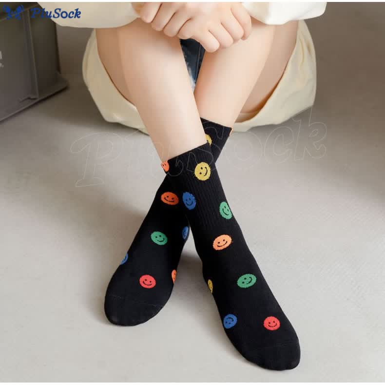 Plus Size Colorful Smiley Face Quarter Socks