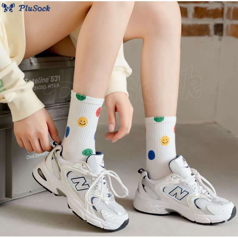 Plus Size Colorful Smiley Face Quarter Socks