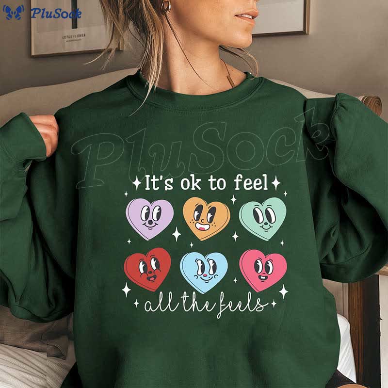 Plus Size Love Emoticon Sweatshirt