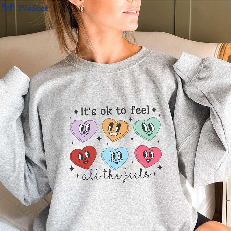 Plus Size Love Emoticon Sweatshirt