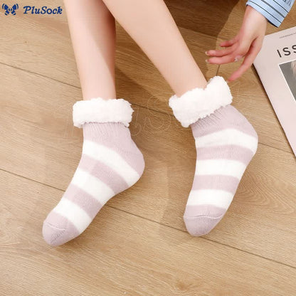 Plus Size Wide Stripes Slipper Socks