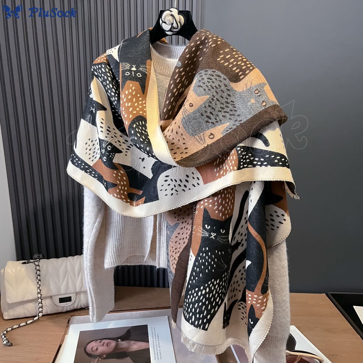 Sweet Cat Jacquard Blanket Scarf