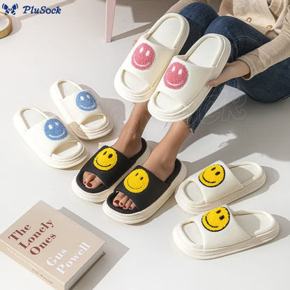 Plus Size Smiley Anti Slip Slippers