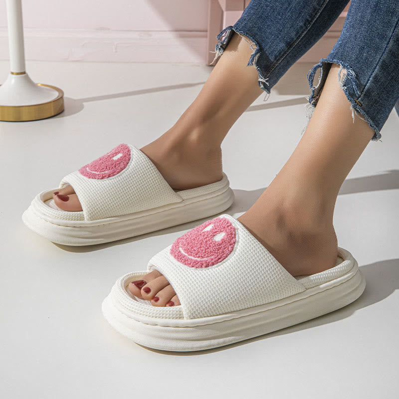 Plus Size Smiley Anti Slip Slippers