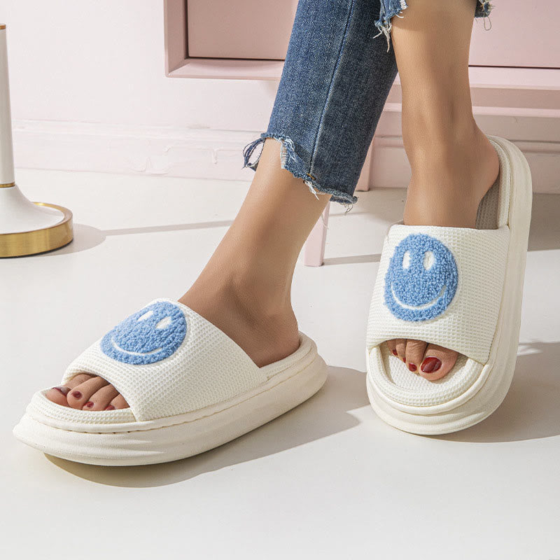 Plus Size Smiley Anti Slip Slippers