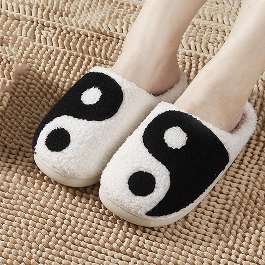 Plus Size Tai Chi Diagram Slippers