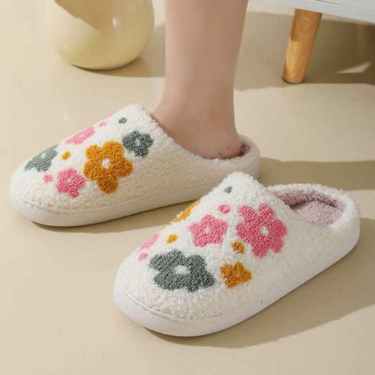 Plus Size Adorable vibrant blooms Slippers