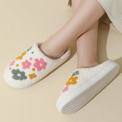 Plus Size Adorable vibrant blooms Slippers