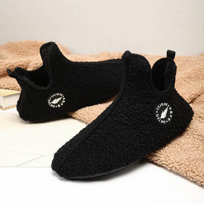 Plus Size Solid Color Plush Ankle Slipper Socks