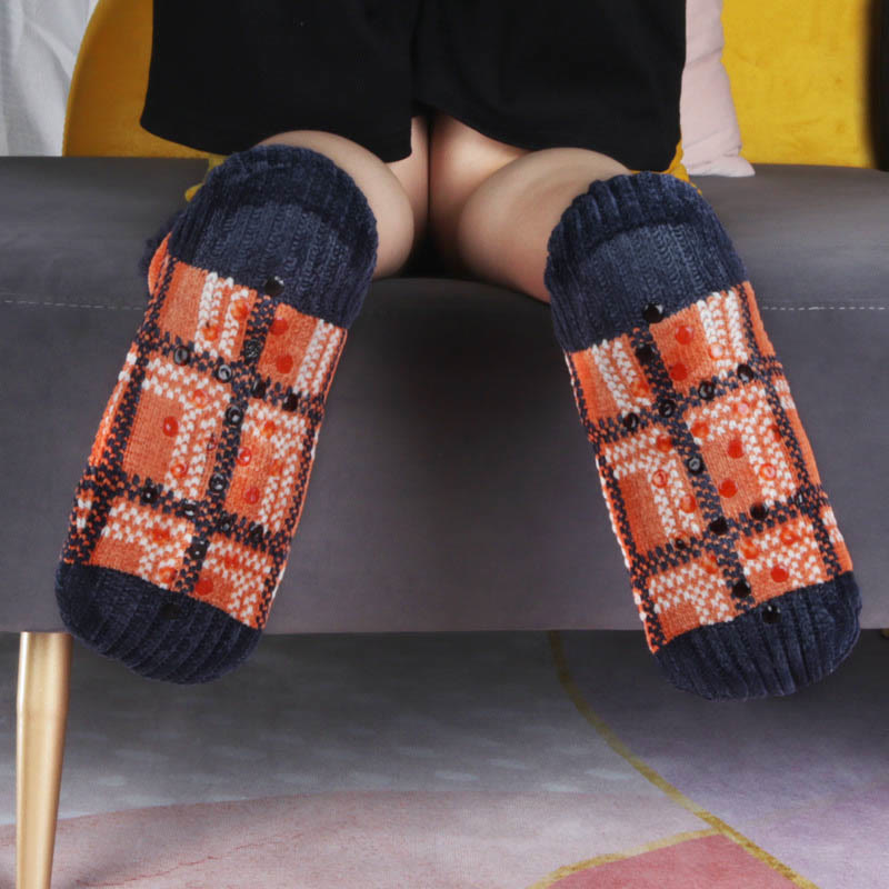 Plus Size Grid Slipper Socks