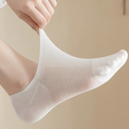 Plus Size Soft Solid Color No Show Socks(7 Pairs)