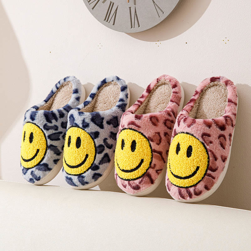 Plus Size Yellow Smiley Face Slippers