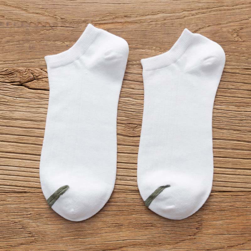 Plus Size Striped Loose Cotton Socks(3 Pairs)
